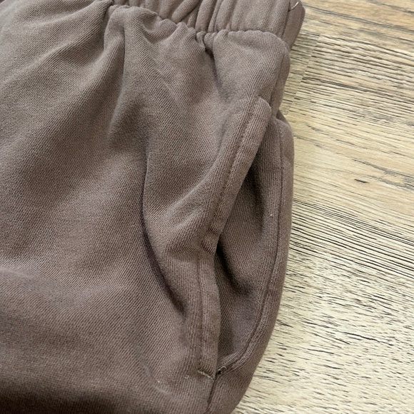 HARLOW Brown Sweatpants - Picture 4 of 6